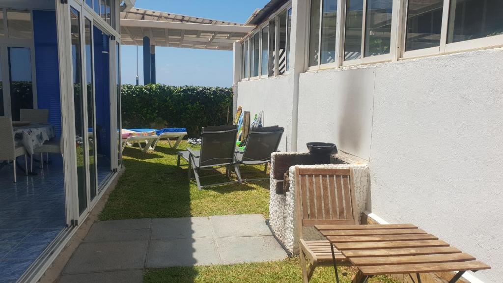 Vonkajšia záhrada v ubytovaní Casita Beach Front