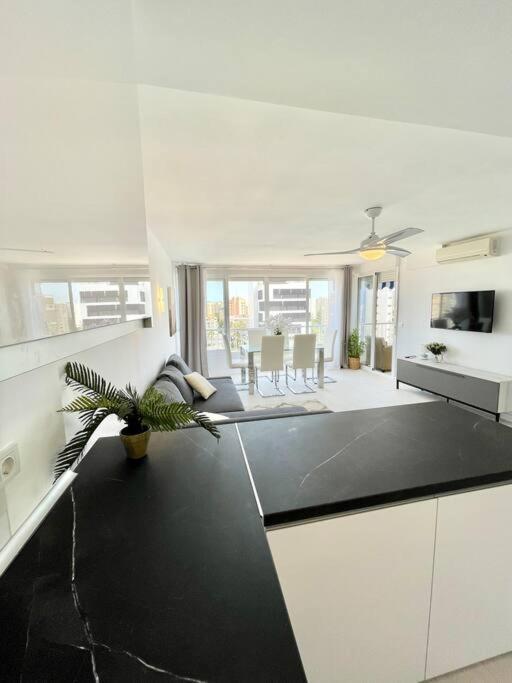 Fotografia z galérie ubytovania Apartamento familiar en Playa de San Juan v Alicante