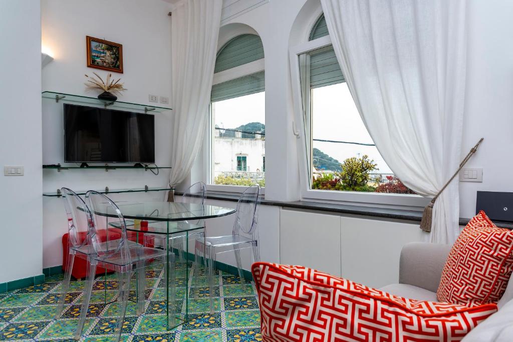 Living Capri, Capri (updated prices 2024)