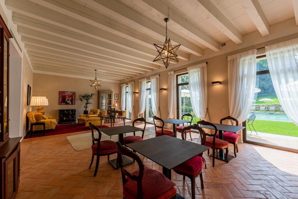 Posezení v ubytování Relais Le Coste