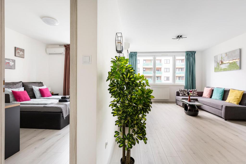 Budapest Center Shopping Apartment