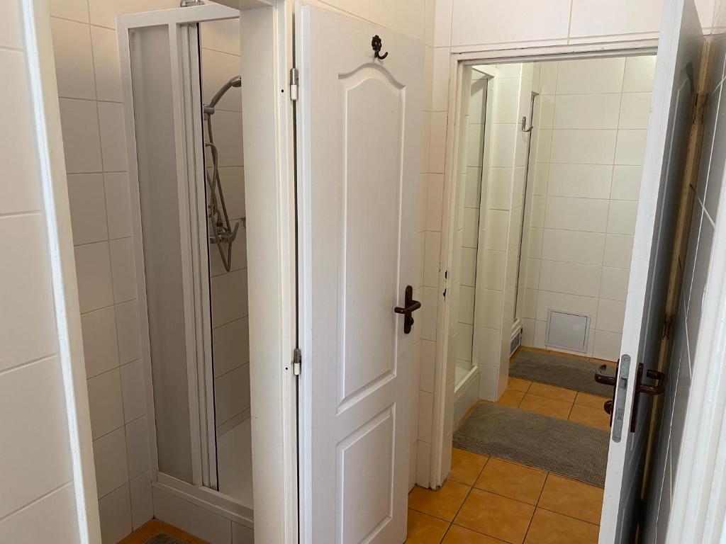Łazienka w obiekcie Hostel EMMA