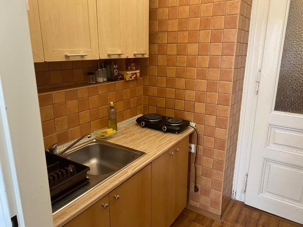 Kuchnia lub aneks kuchenny w obiekcie Hostel EMMA
