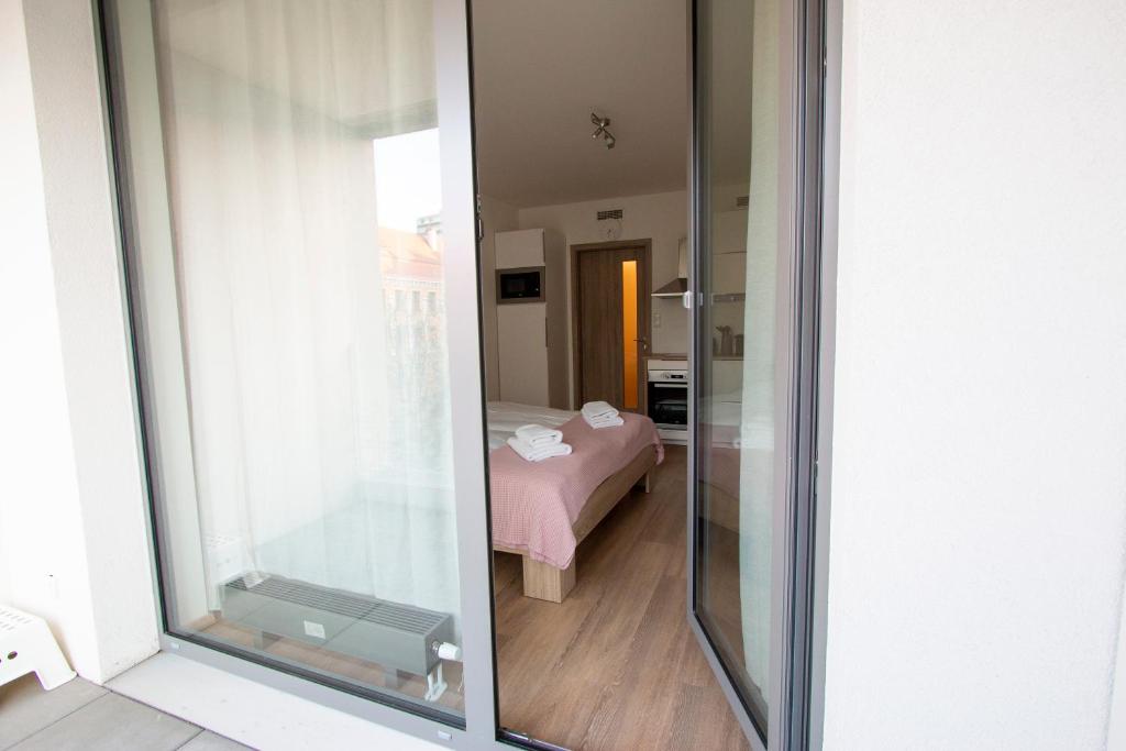 Kora Apartments - Apartment With Balcony