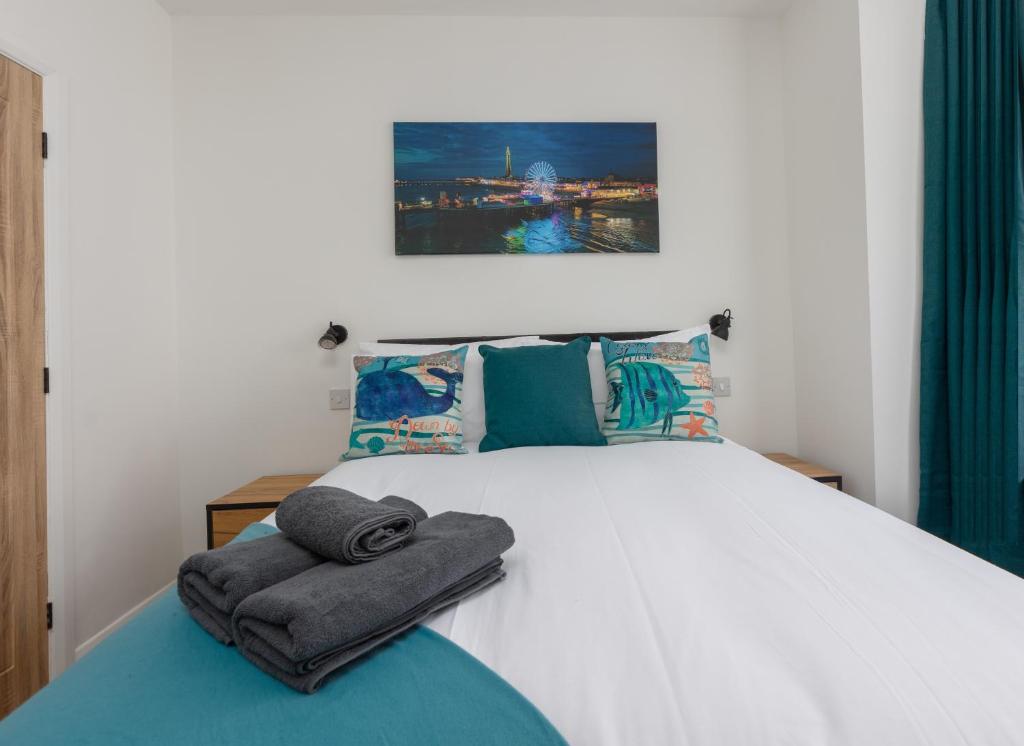 Charles Alexander Short Stay - TheWestern Blackpool - Resim 26