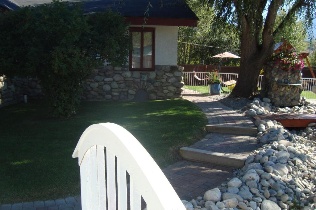 Zahrada ubytování YPC Fitness & Accomodations