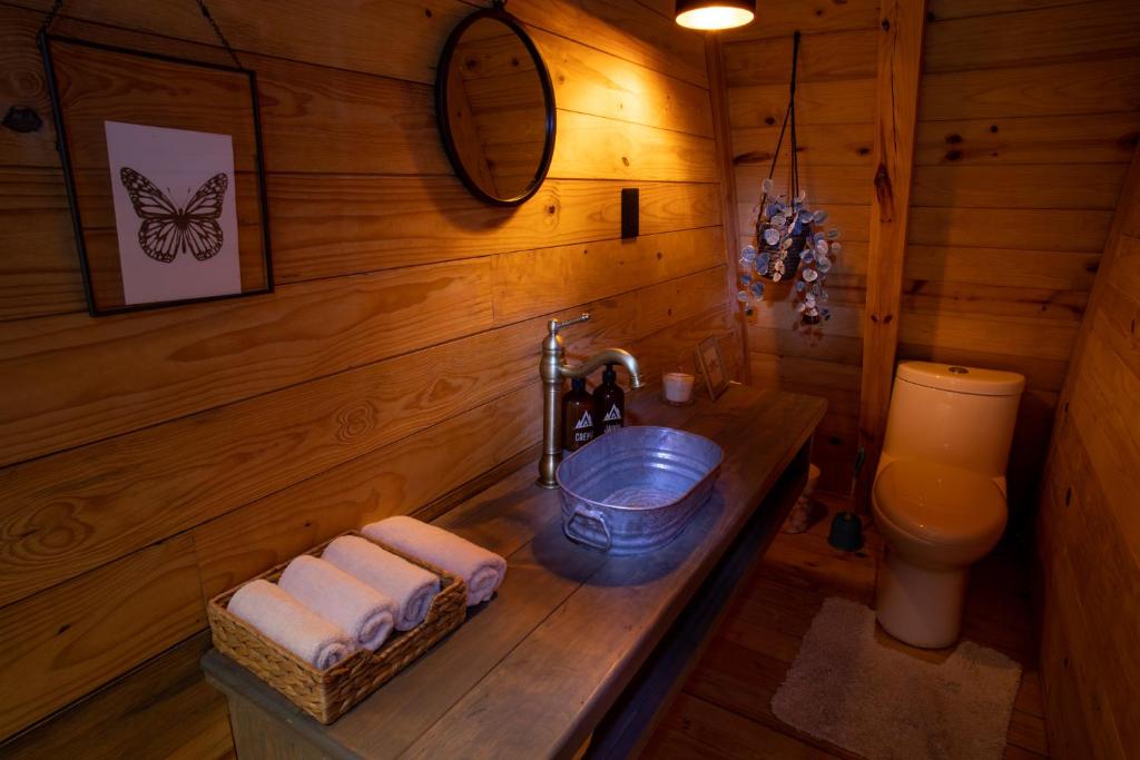 Koupelna v ubytování Cabañas Chalets Piedra Alta Zacatlan
