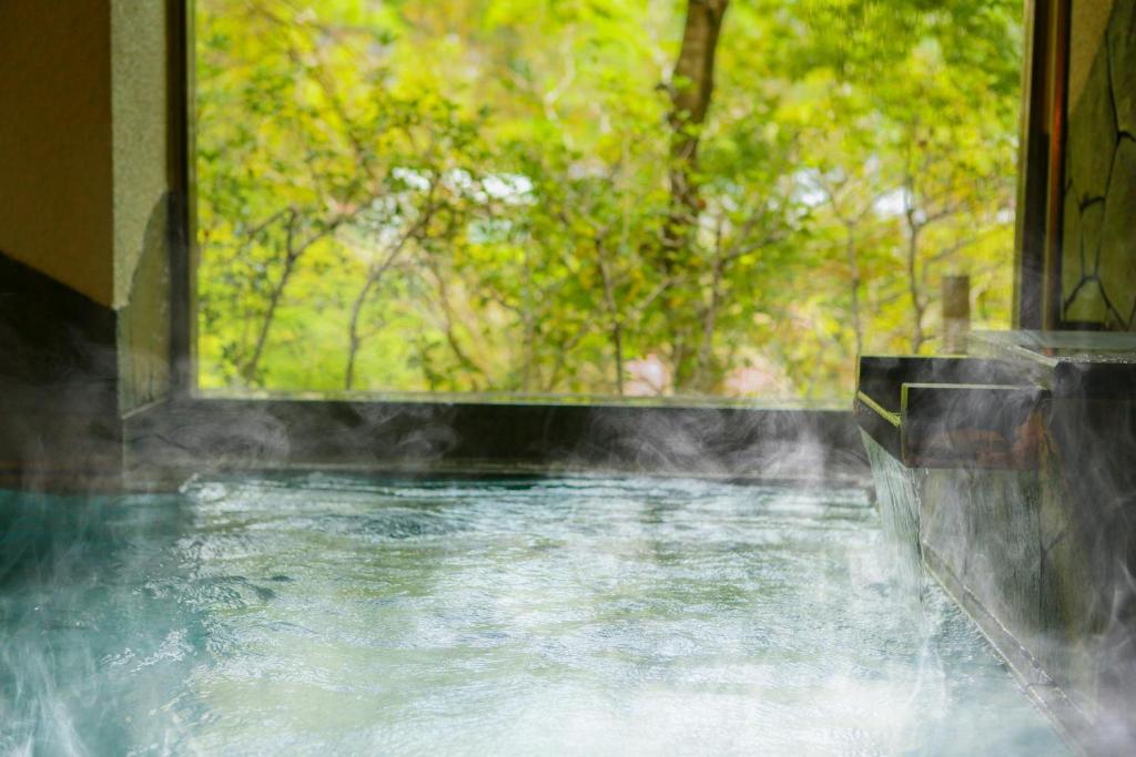 Fotografie z fotogalerie ubytování Ooedo Onsen Monogatari Shinshu Kakeyu v destinaci Ueda