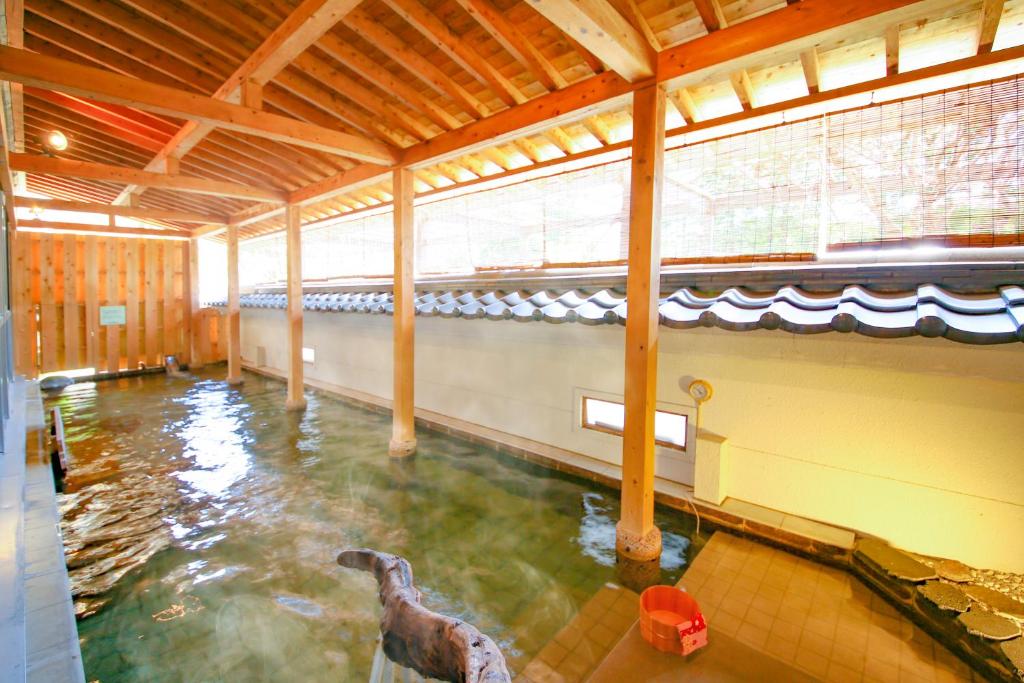 Fotografie z fotogalerie ubytování Ooedo Onsen Monogatari Hotel Shinko v destinaci Fuefuki