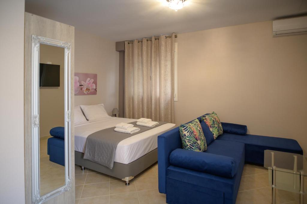 Amaryllis Maison Emporiou - 1