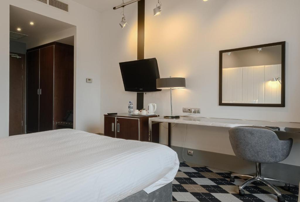 Qubus Hotel Bydgoszcz - Standardzimmer Mit Kingsize-Bett