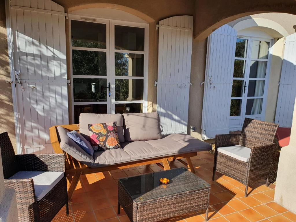 French Riviera Home - Housity
