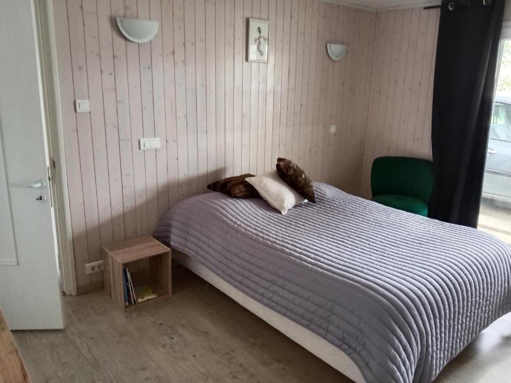 argagnon 64 chambre sbd wc salon privés - Doppelzimmer