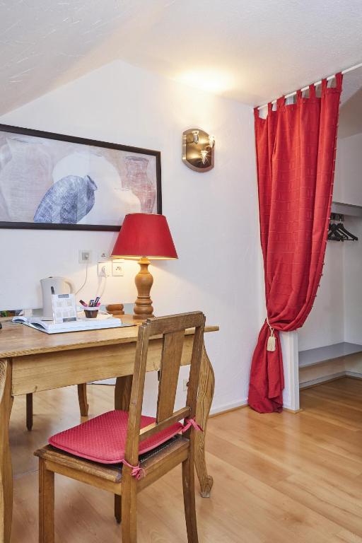 Logis Hotel Restaurant Bagatelle - 51530 Dizy - Single Room