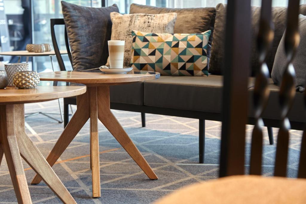 Holiday Inn - the niu, Hub Dusseldorf Messe by IHG - Resim 20