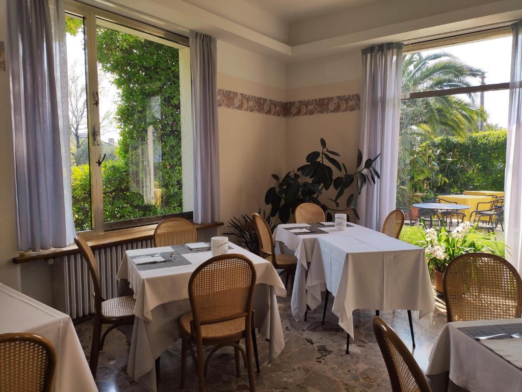 Restaurace v ubytování Hotel 2 Palme