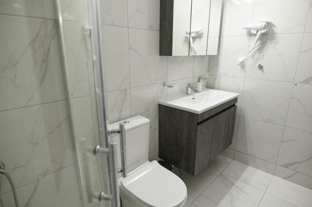 Amaryllis Maison Emporiou - 12