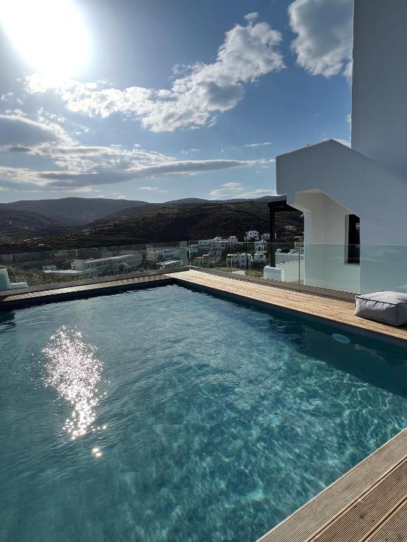 The swimming pool at or close to The Thermia Suites