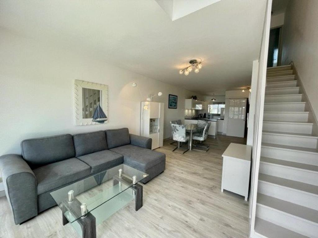 Zdjęcie z galerii obiektu Duplex moderne avec vue mer, 2 chambres, proche plage et centre-ville, parking, balcon exposé Sud-Ouest - FR-1-478-237 w mieście Quiberon