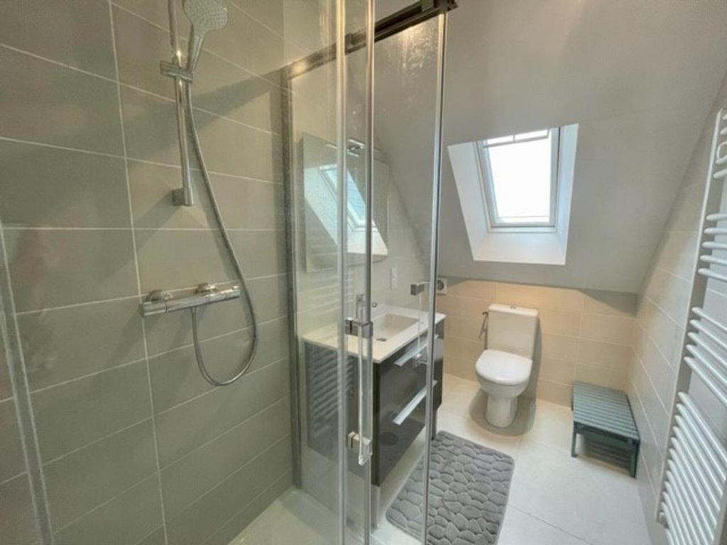 Zdjęcie z galerii obiektu Duplex moderne avec vue mer, 2 chambres, proche plage et centre-ville, parking, balcon exposé Sud-Ouest - FR-1-478-237 w mieście Quiberon