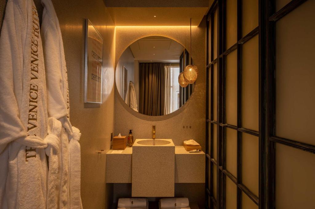 The Venice Venice Hotel - 13