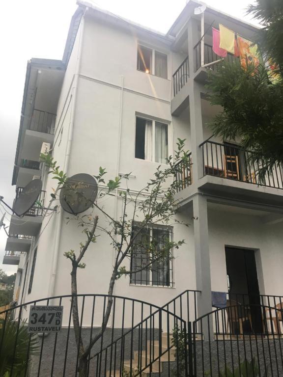 Hotel Pines - отзывы и видео