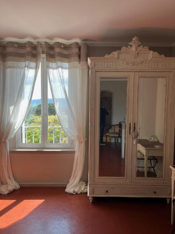 Fotografie z fotogalerie ubytování LA MAISON DE JUSTINE v destinaci Grimaud