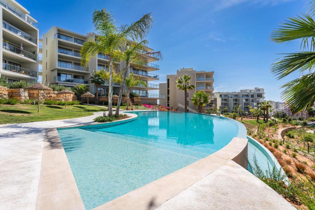 Oasis Mar Beach Apartment by Lisbeyond