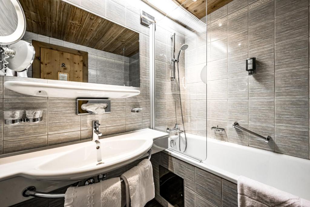 Koupelna v ubytování Hotel Alpina Sölden - Adults Only