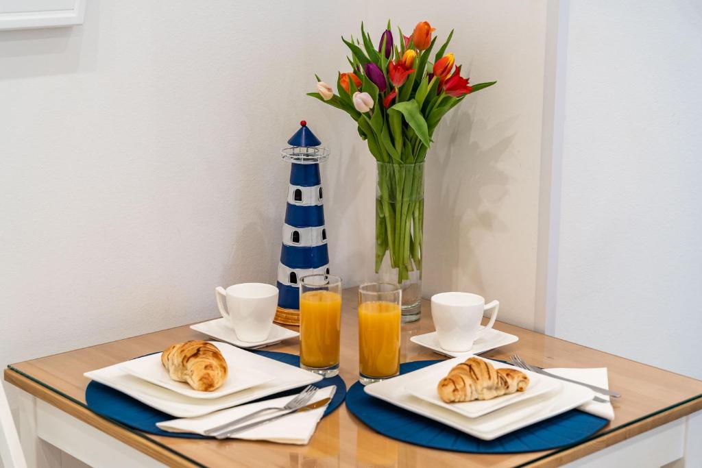 Apartment SeventySeven - 18