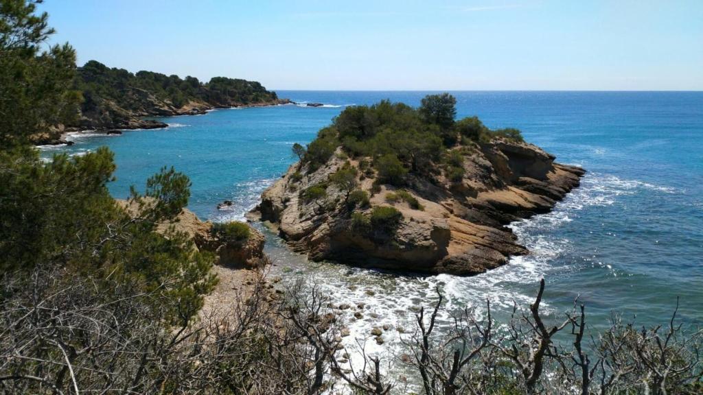 Fotografia z galérie ubytovania Amplio Adosado en Primera Linea de Mar (MSJ78) v destinácii L'Ametlla de Mar