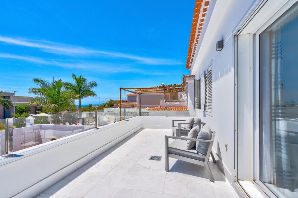 Balkón nebo terasa v ubytování Espectacular Villa Aurora By Paramount Holidays