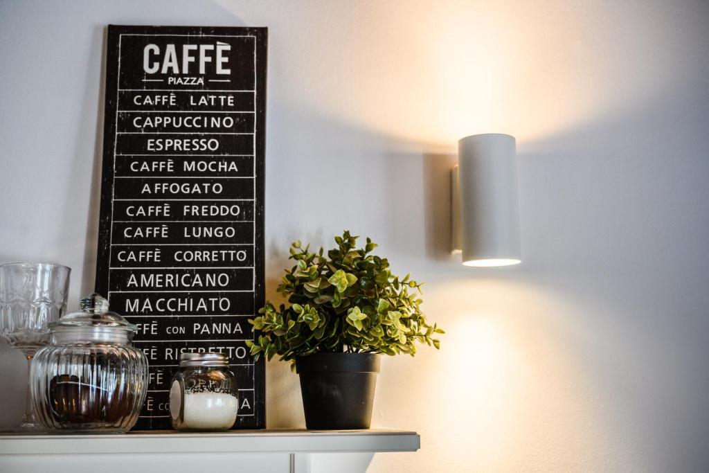 Mila and Jurija Formenti 2 apartments in heart of nautic marina, with heated swimming pool, bikes, Sup, kajak, free parking in our garden - 7