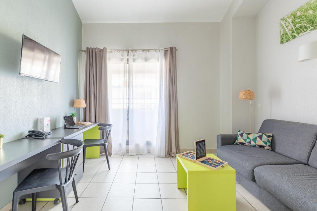 Appart'City Confort La Ciotat - Côté Port - Apartamento De Un Dormitorio