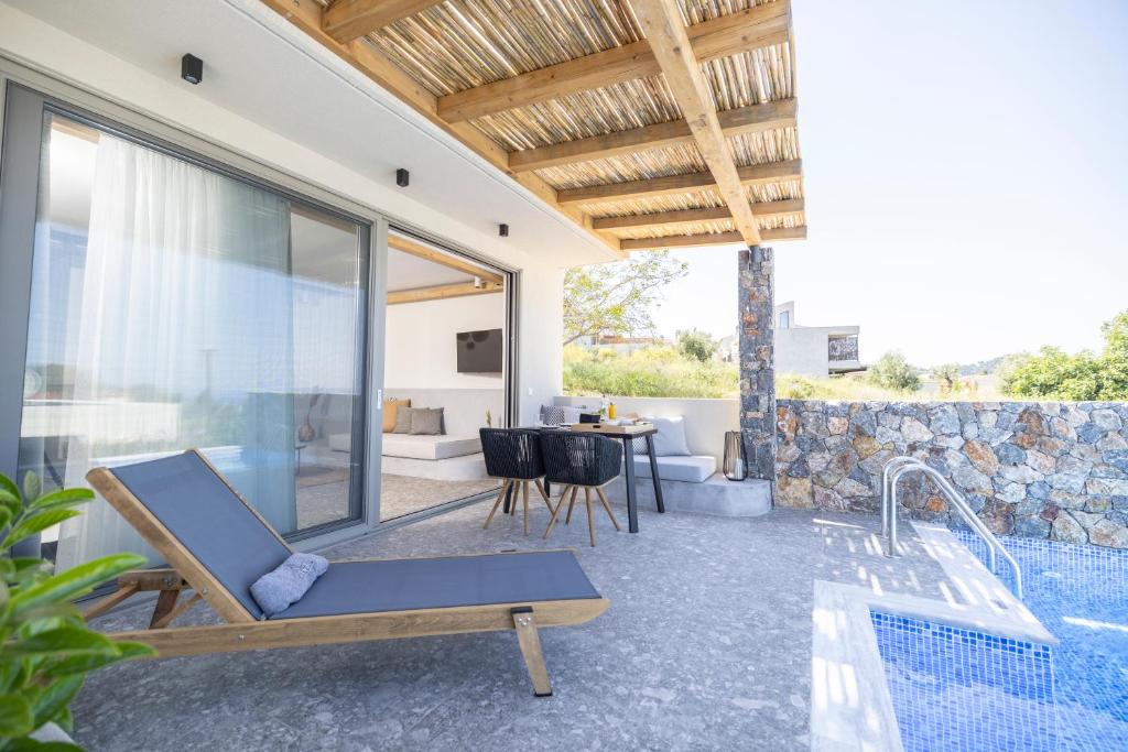 Kaktus Suites Private Pool, Paliouri (updated prices 2026)