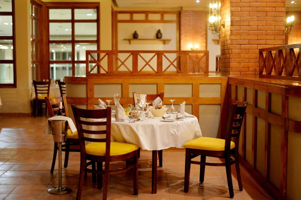 Restaurace v ubytování Aurora Oriental Resort Sharm El Sheikh