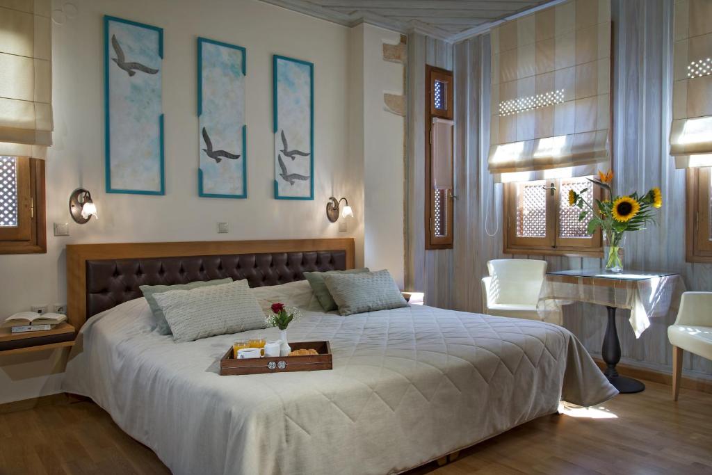 Ionas Boutique Hotel - 11