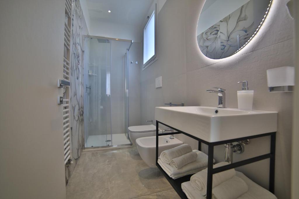 Kúpeľňa v ubytovaní Calaluna Rooms