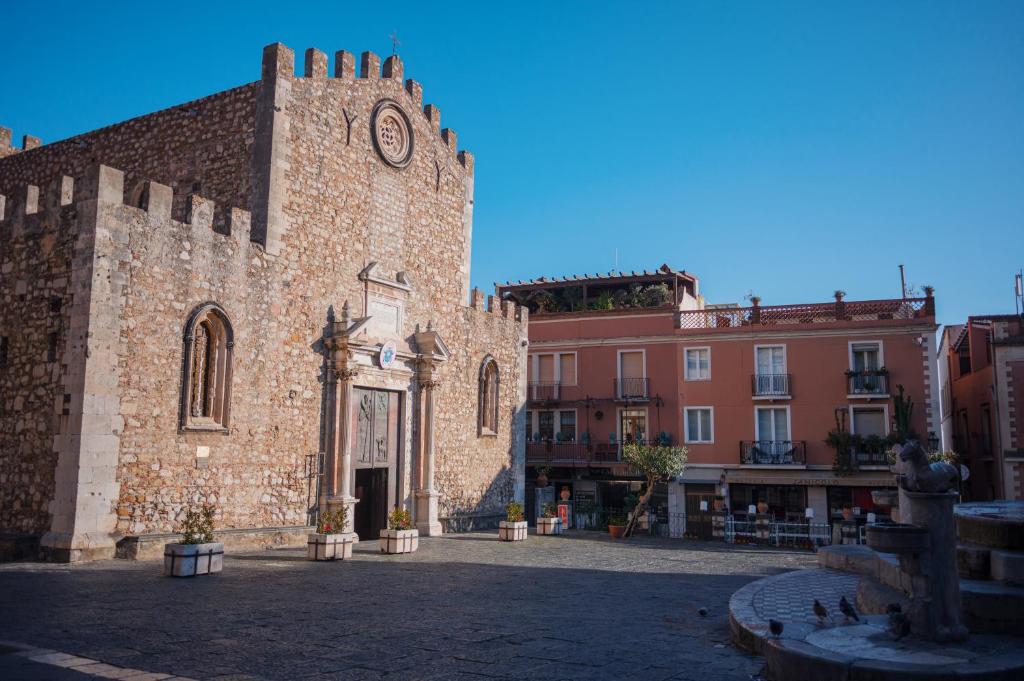 Castalia Apartments & Rooms Duomo Taormina - 8