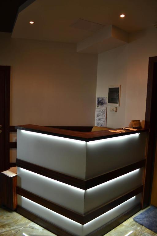Posezení v ubytování SkyTech Most City Hotel 19 floor PANORAMIC VIEW