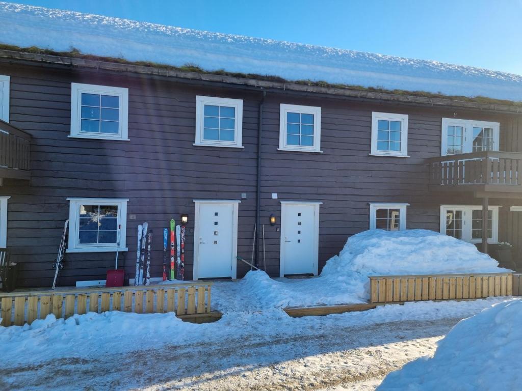 Gallery image of Apartment for rent in Gautefall, great location for skiing, hiiking and mountain biking, self serviced but housekeeping can be added for an extra fee in Drangedal