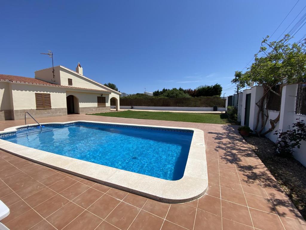 Booking.com: Villa con Piscina cerca del Mar , Sant Lluis ...