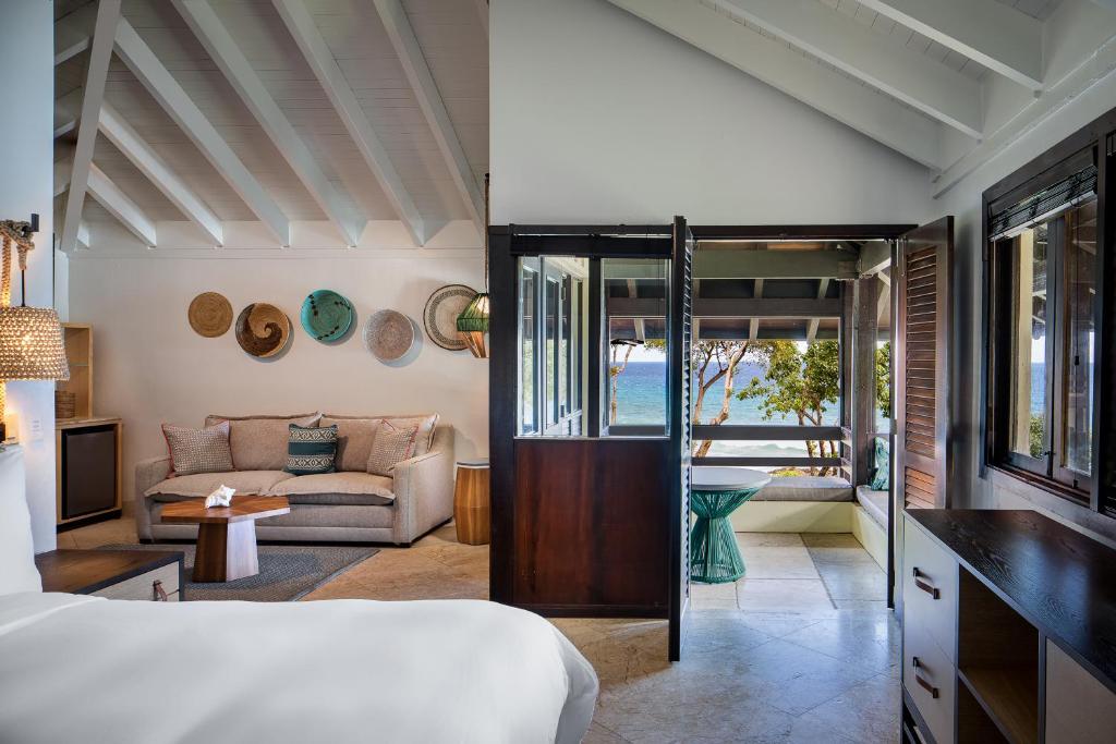 Postel nebo postele na pokoji v ubytování Carambola Beach Resort St. Croix, US Virgin Islands