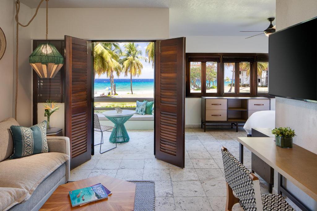 Posezení v ubytování Carambola Beach Resort St. Croix, US Virgin Islands