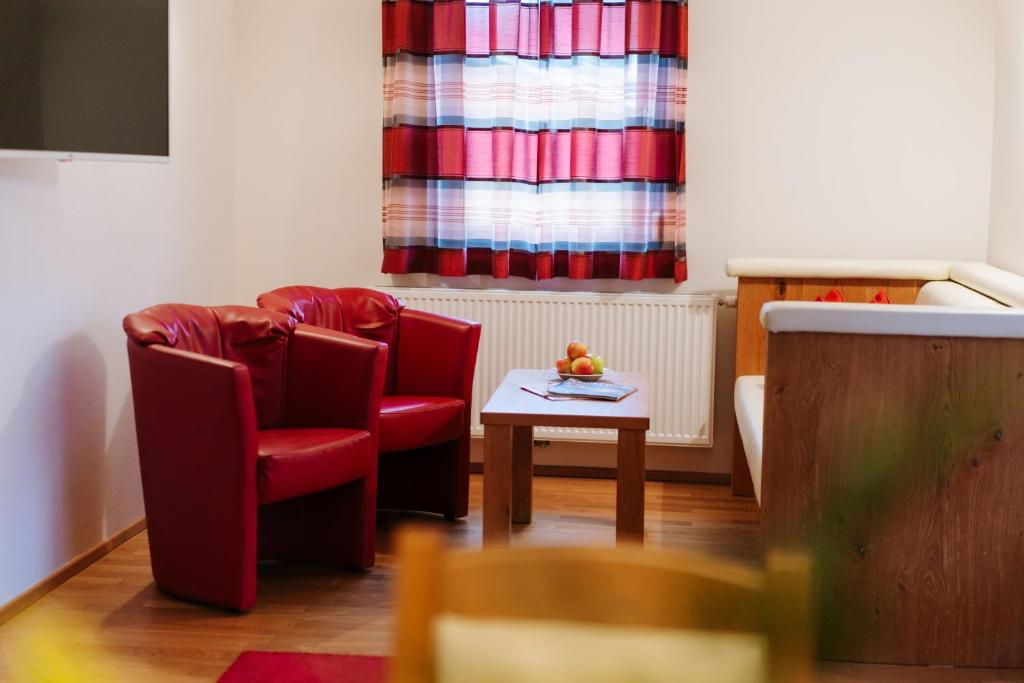 Posezení v ubytování Burgls Apartmenthaus