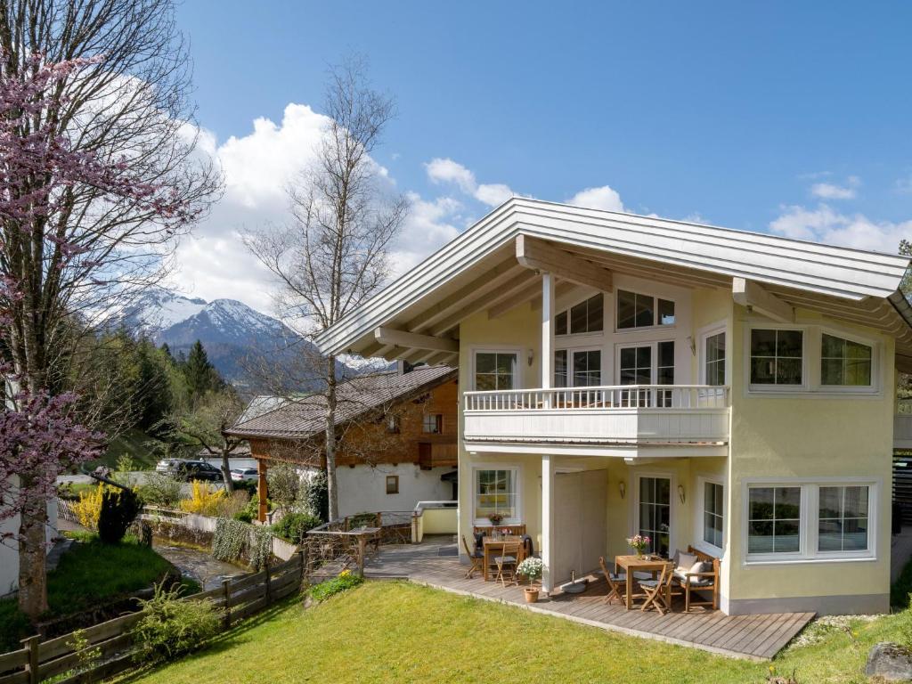 Nespecifikovaný výhled na hory nebo výhled na hory při pohledu z apartmánu