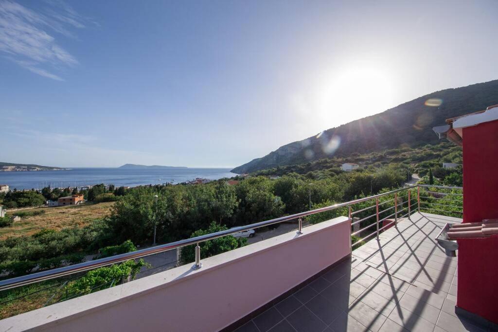 Příroda nedaleko apartmánu