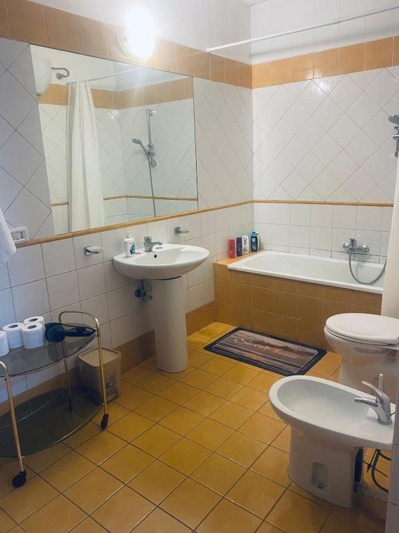 Kúpeľňa v ubytovaní Nel cuore Di Napoli
