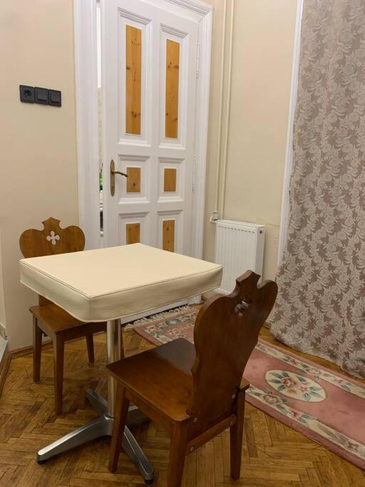 Central Location for One Person 1171 Budapest, 15 Erzsébet körút kép - 1