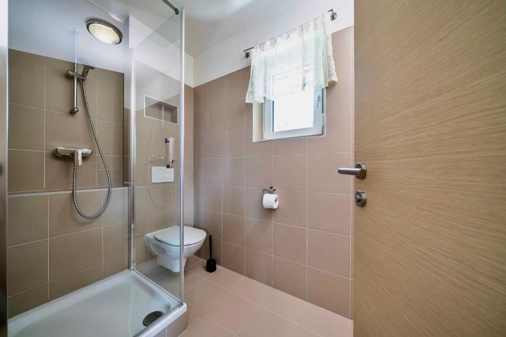 Koupelna v ubytování 4Luxuriöses Ferienhaus in traumhafter Landschaft